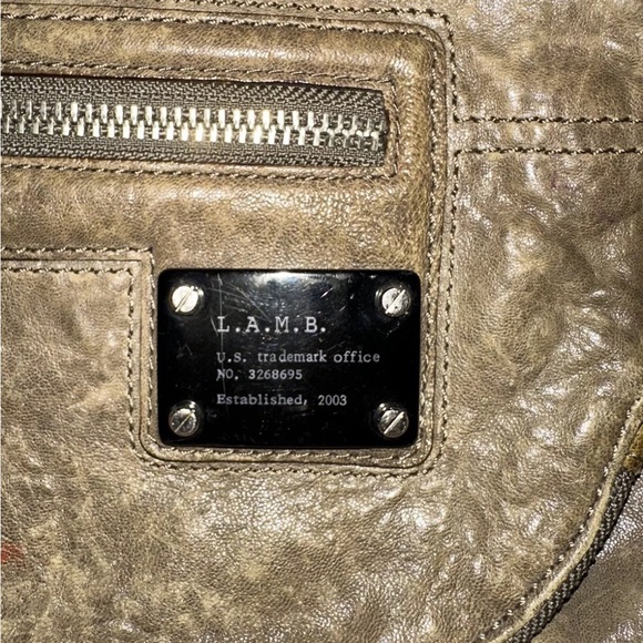 L.A.M.B. Green messenger Bag - Picture 2 of 3